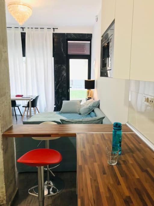 Nuevo Y Confortable Apartamento En Vista Alegre Madrid Exterior photo